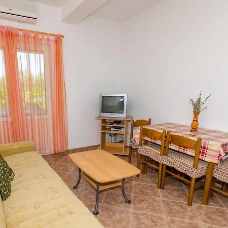Apartman By The Sea Okrug Gornji, Ciovo - 8440
