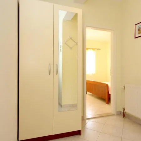 Apartment By The Sea Okrug Gornji, Ciovo - 8440 Trogir