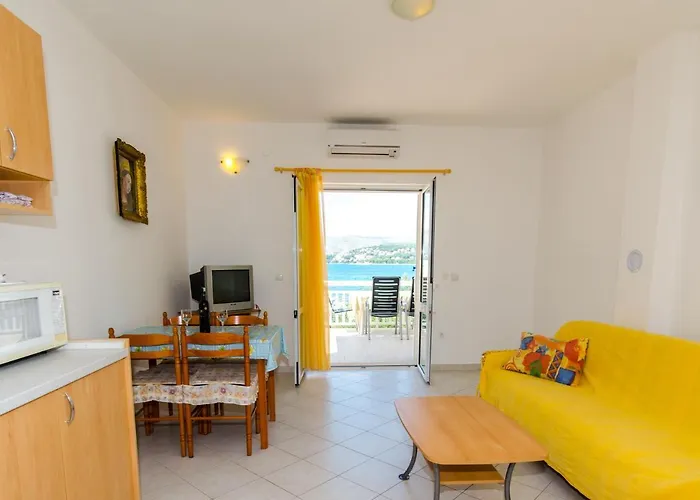 By The Sea Okrug Gornji, Ciovo - 8440 Trogir